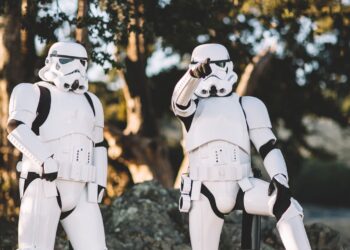 Kuwait’s credit rating is cut amid concern over government finances